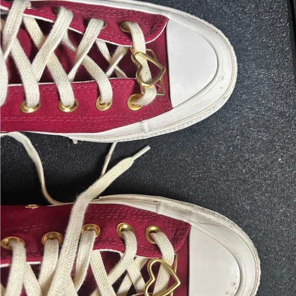 Converse Chuck Taylor 70 Red High-Top 2023 Valentines Day Size 9 - Picture 4 of 6